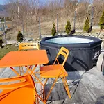 Posrod Gor - Jacuzzi Wliczone W Cenie Pobytu,bajeczne Widoki, Relax I Spokoj Laski (Zabkowice Slaskie)