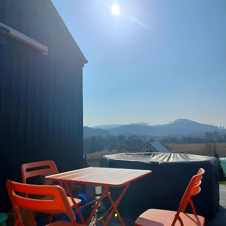 بيت للعطل Posrod Gor - Jacuzzi Wliczone W Cenie Pobytu,bajeczne Widoki, Relax I Spokoj Laski (Zabkowice Slaskie)