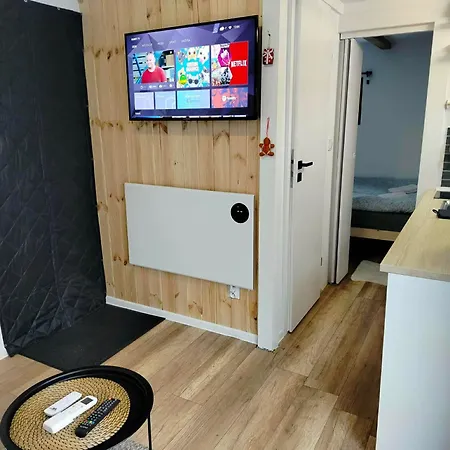 Posrod Gor - Jacuzzi Wliczone W Cenie Pobytu,bajeczne Widoki, Relax I Spokoj *
