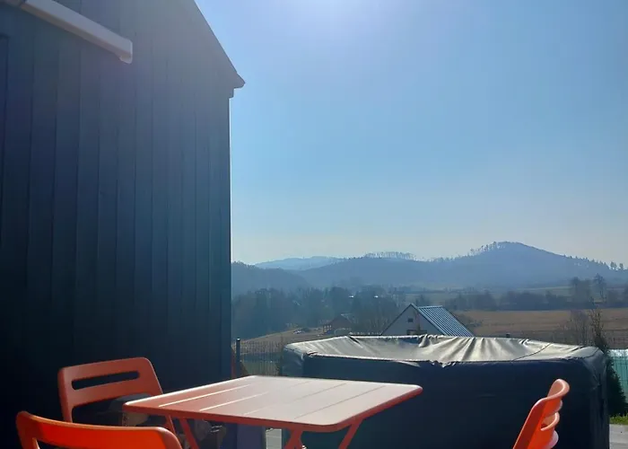 Dom wakacyjny Pośród Gór Laski (Zabkowice Slaskie)