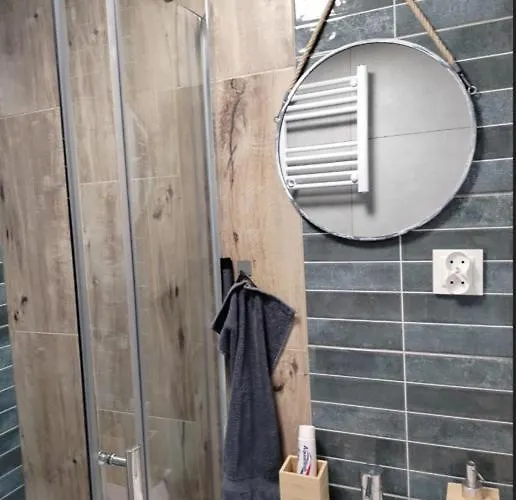 Dom wakacyjny Pośród Gór Laski (Zabkowice Slaskie)